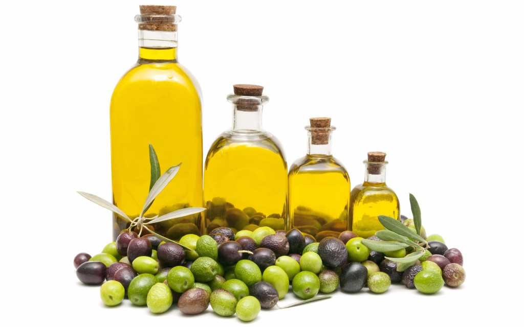 Olive oil and its natural uses