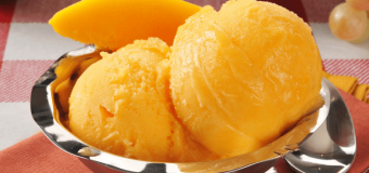 How to prepare Delicious Mango Ice Cream‎ at home