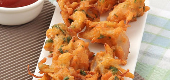 Onion Pakoda-Onion-fritters-Tea time snacks recipe