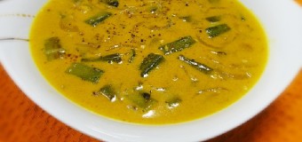 Vendakka mappas or Ladies finger curry with grated coconut milk