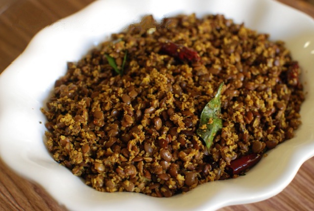 Muthira thoran or Horse gram recipe with grated coconut
