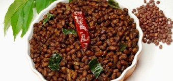 Vanpayar Mezhukkupuratti or Stir fried red peas