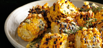 Grilled corn with herb butter