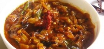 Pavakka Pulicurry, Bitter gourd and tamarind dish, Kaypakka curry
