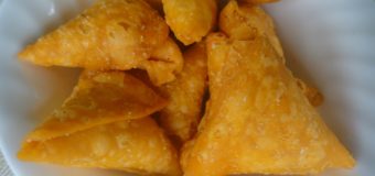 Crispy and Delicious Sweet Samosa Recipe