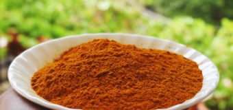 7 Different Ways To Make Turmeric (Manjal) Face Pack At Home
